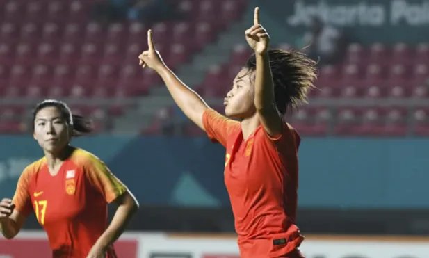 中国女足5-0泰国哪些球员首发?
