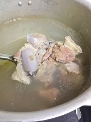咸肉菜饭骨头汤怎么做好吃
