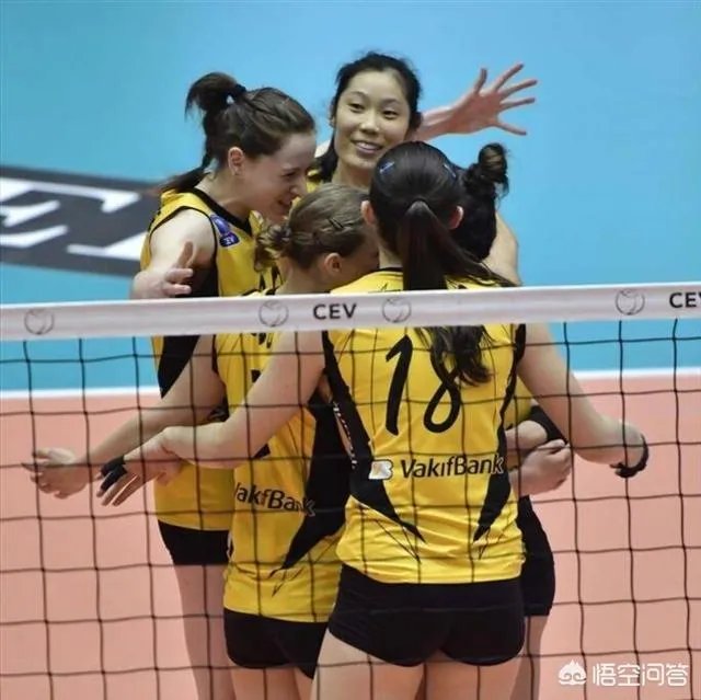 如果朱婷下赛季将回国落户天津参加排超联赛,与李莹盈双剑合璧,对此你期待吗?
