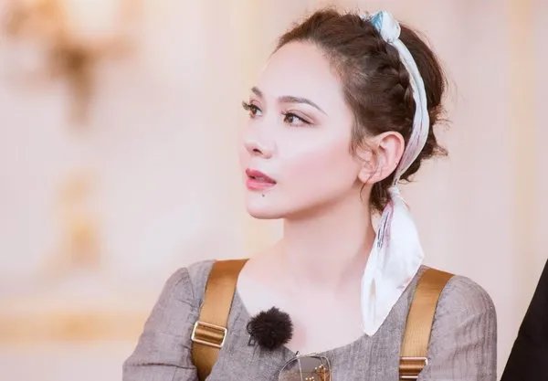 为何程莉莎参加《浪姐2》，会毁了郭晓冬的事业？