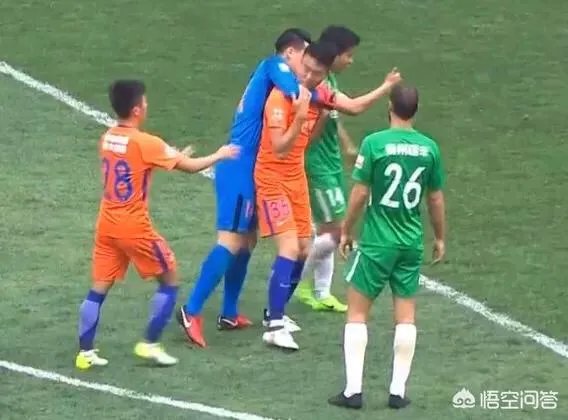 山东鲁能0:2输给贵州,戴琳在比赛中又暴怒质问裁判,大家怎么看戴琳的问题?
