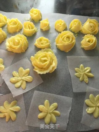 小碎花蛋糕