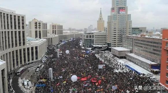 从俄罗斯回国的新冠患者感觉那么多,俄罗斯的疫情怎么样?