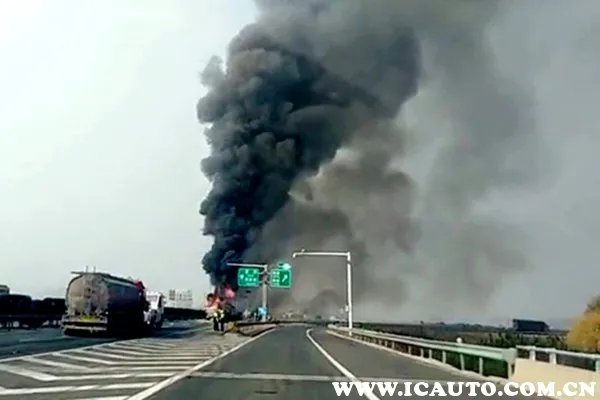 今天青银高速车祸起火最新消息，青银高速车祸原因是？