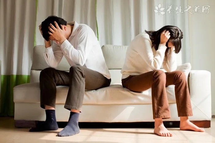 男子签忠诚协议  签婚前协议要注意什么