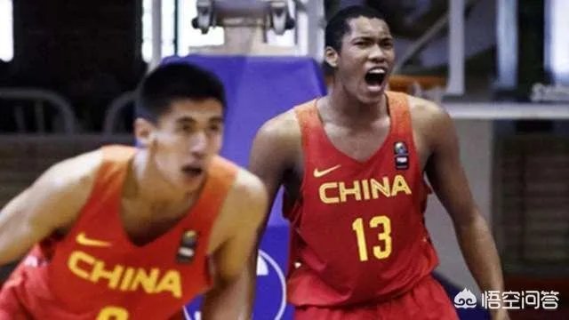 塔瑞克,加尼尤首场数据全挂0,并送出四个犯规。同时没投篮没防守,他是不是被夸大了?