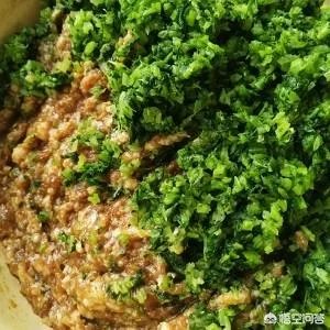 芹菜猪肉馅水饺的做法步骤图，怎么做好吃？