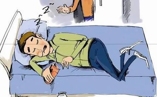 男子半夜怎么会被人摸手呢?