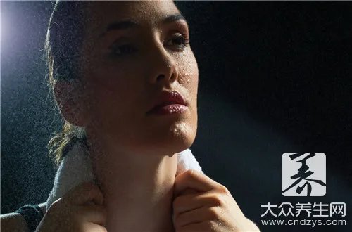 汗流浃背的原因是什么