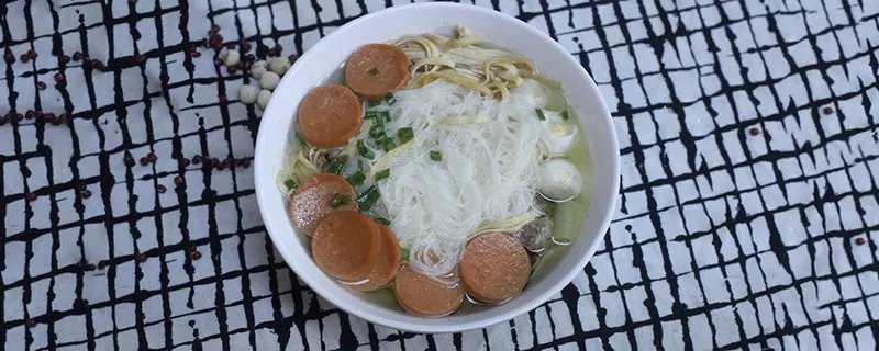 云南过桥米线的做法 怎样做正宗的过桥米线