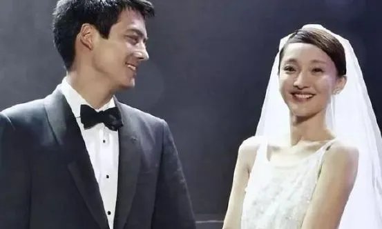高胜远接吻照在ins平台上疯传，照片中的女子究竟是谁？