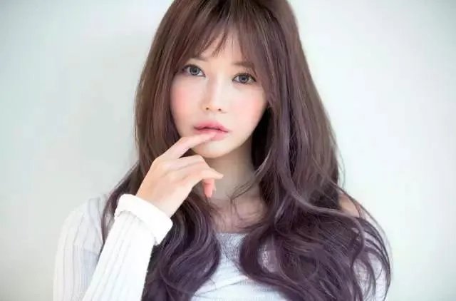 自来卷适合什么样的发型?
