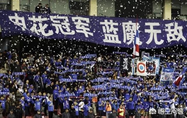 上海申花和广州恒大都是在什么时候获得3座超级杯冠军的?