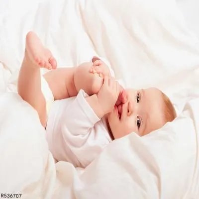 两个月宝宝屁多正常吗?